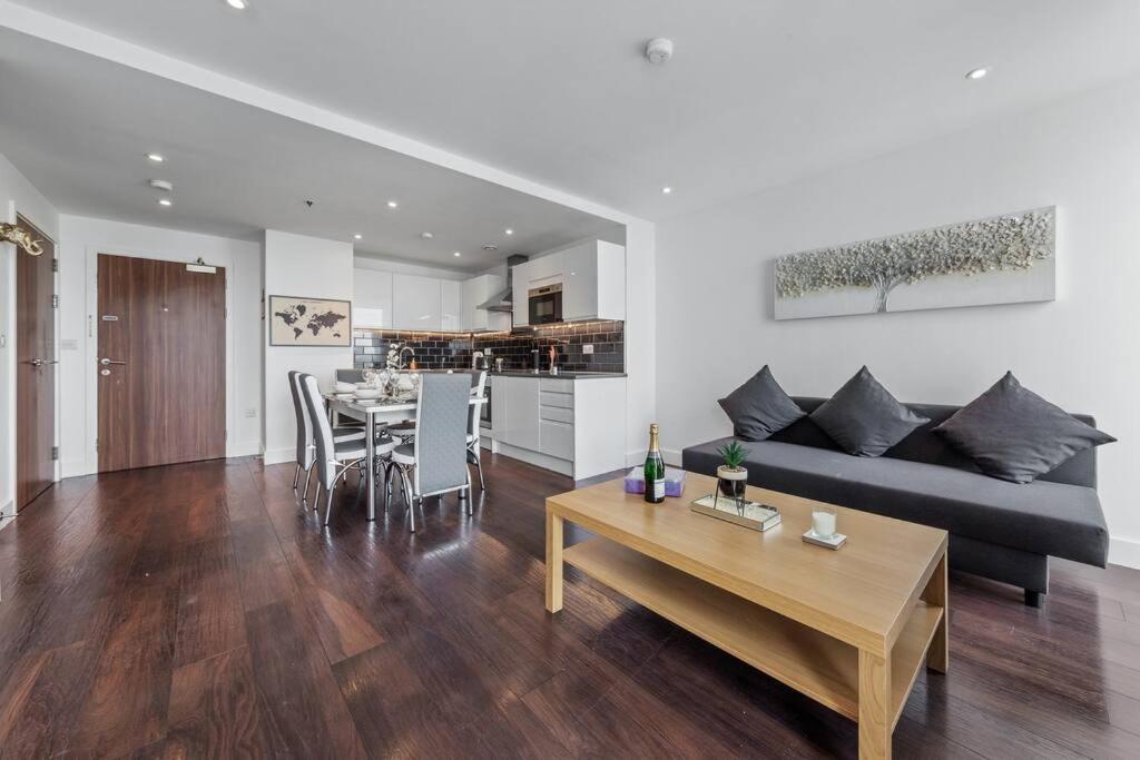 Апартаменты Beautiful Living Sleep 7 In London Bp34 Экстерьер фото